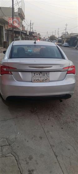 كرايسلر 200